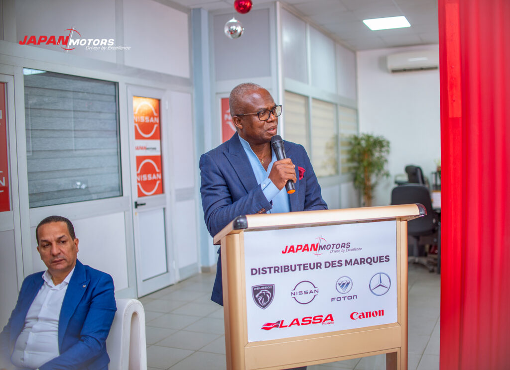 Équipe Japan Motors Togo au travail